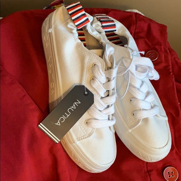 New Nautica Tennis shoes 6.5 - Picture 1 of 5